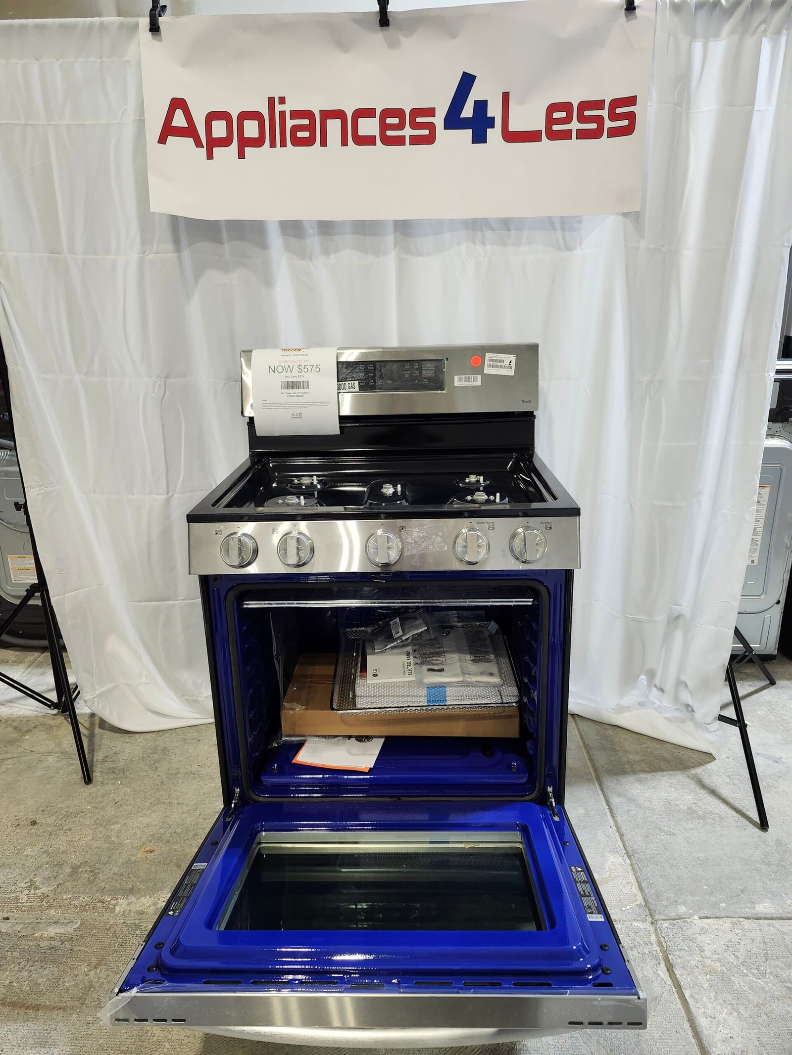 5.8 cu ft. Smart Wi-Fi Enabled Fan Convection Gas Range with Air Fry & EasyClean® - Image 2
