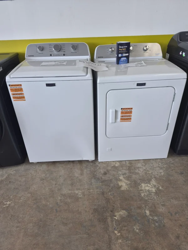 Gas Dryer (white)